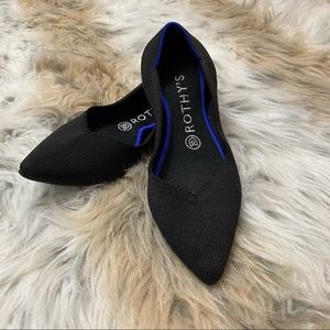 Rothy’s The Point in Solid Black - Size 8.5